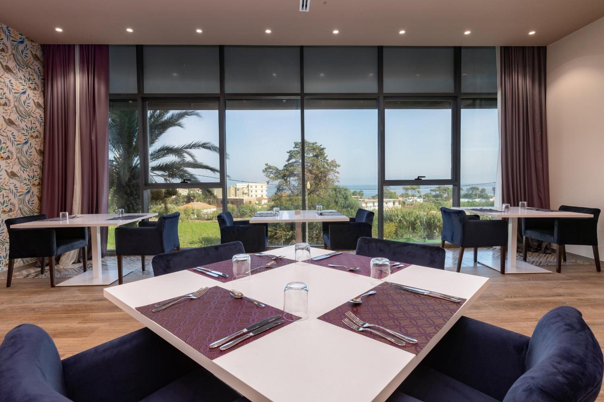 Hotel Ben Aouda & Spa Tipaza ภายนอก รูปภาพ