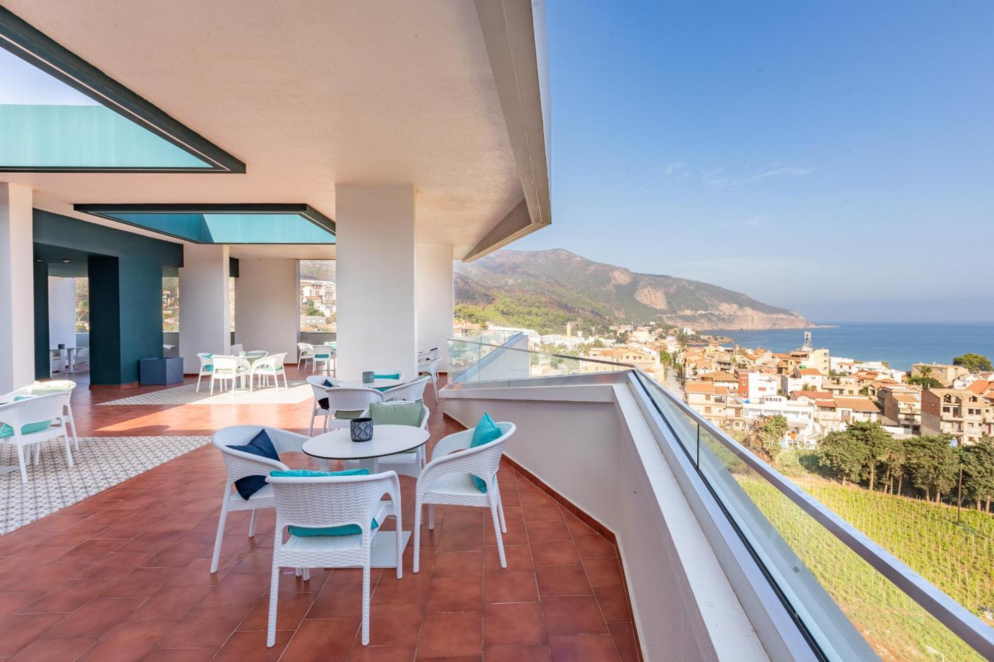 Hotel Ben Aouda & Spa Tipaza ภายนอก รูปภาพ