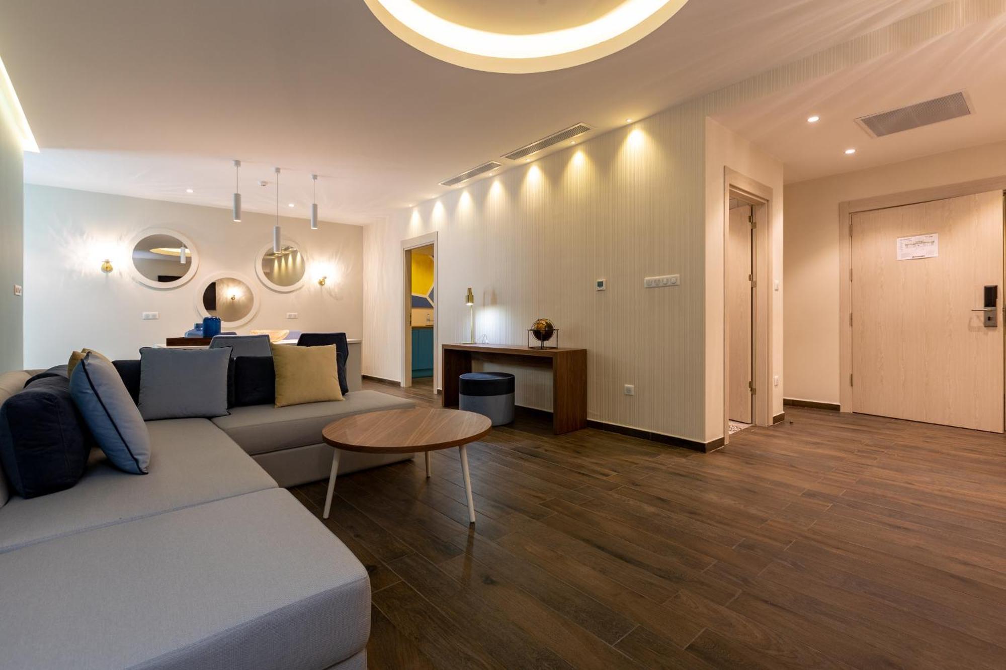 Hotel Ben Aouda & Spa Tipaza ภายนอก รูปภาพ