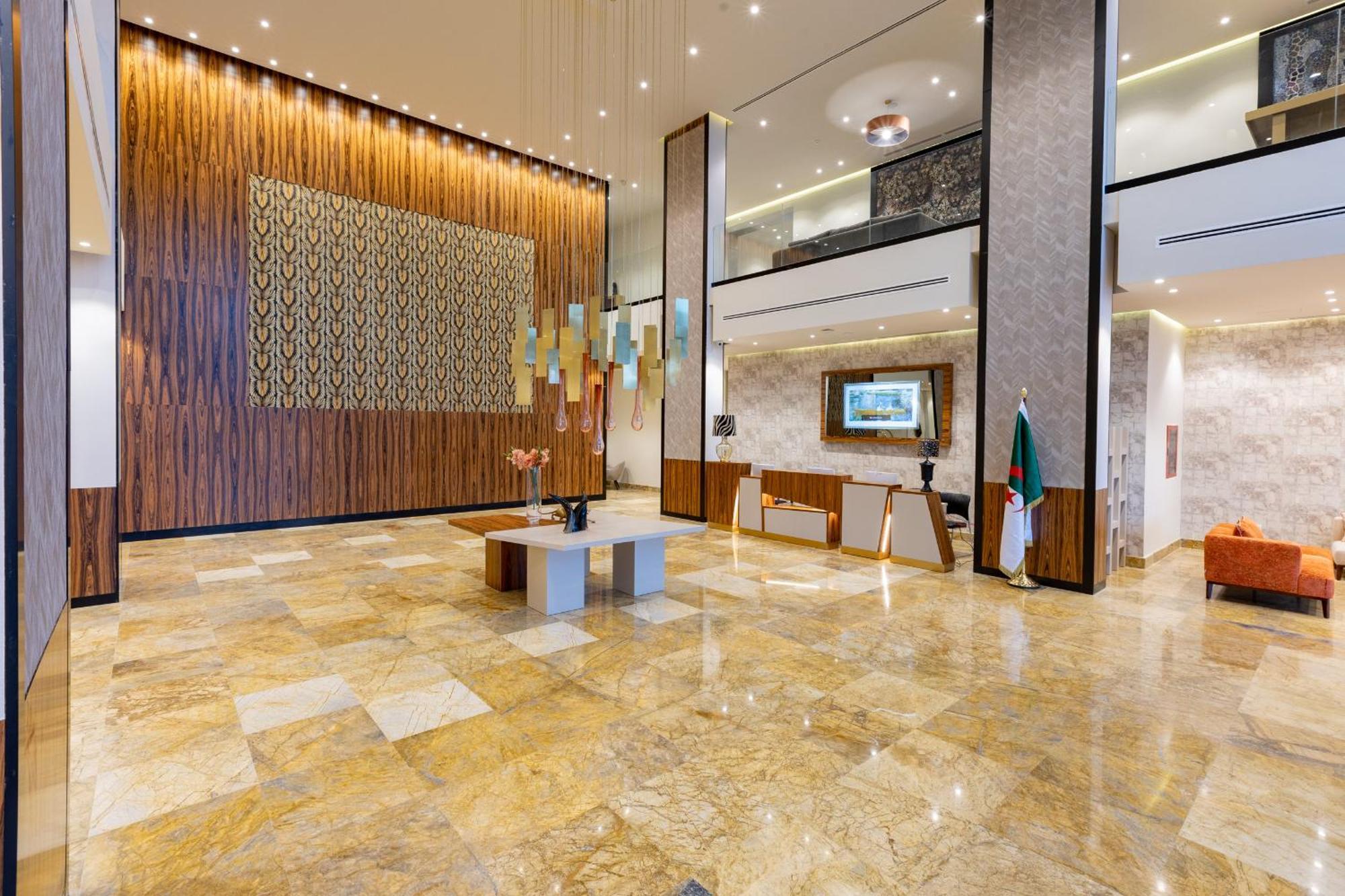 Hotel Ben Aouda & Spa Tipaza ภายนอก รูปภาพ